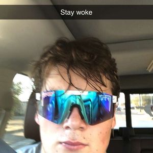 Meet your Posher, Mason